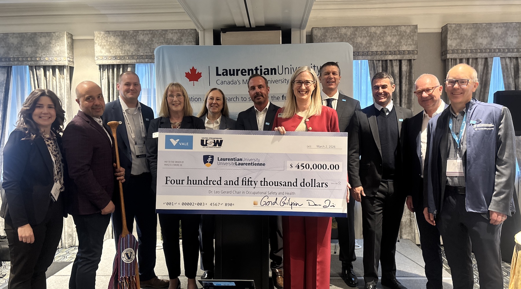 Cheque donation photo