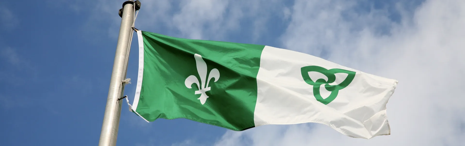 The Franco-Ontarian flag.